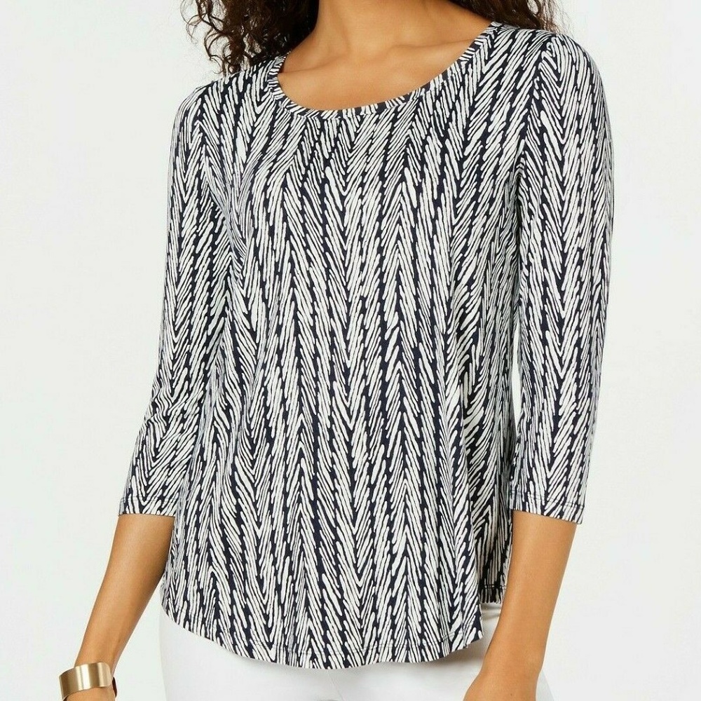 JM Collection Womens Printed Essential T-Shirt